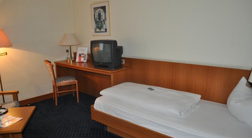 Trip Inn Hotel Frankfurt Airport Rüsselsheim Eksteriør bilde